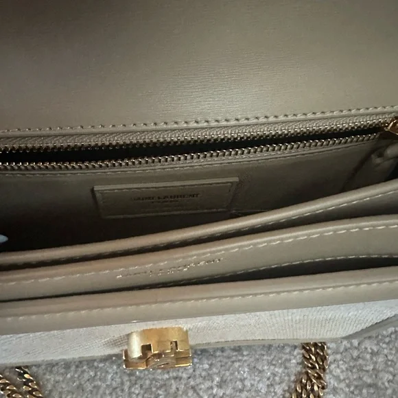 Saint Laurent YSL Cassandra Shoulder Bag - Picture 10 of 14